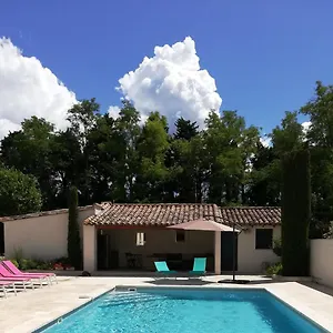 https://la-goutadou.fr-provencehotel.com